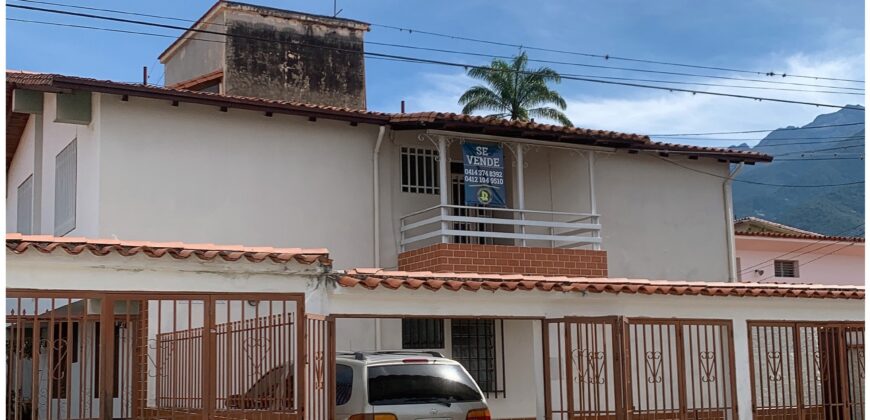 Apartamento en la Av. Urdaneta, Res. Trinchera, Mérida, Venezuela